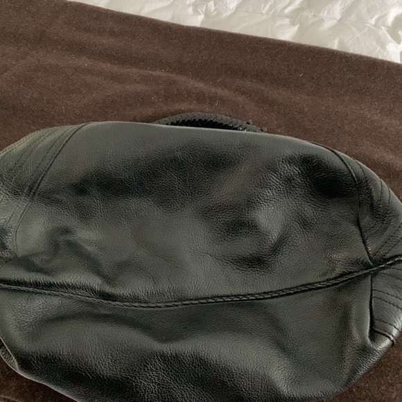 Fendi leather spy bag - Picture 5 of 17